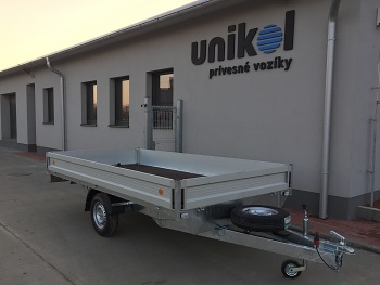 Prívesný vozík 2000 x 2500 valníkový KPLP 750 kg