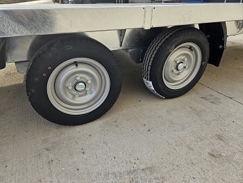 Nizkoprofilové kolesá 155/70 R12C  PB2 3000 kg
