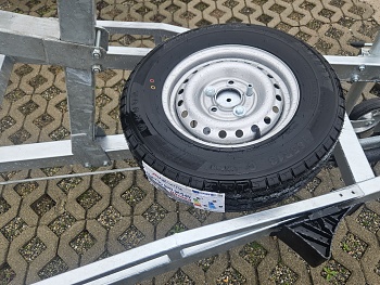Rezervné koleso s držiakom  165 R13C  5 x 112  lodný príves